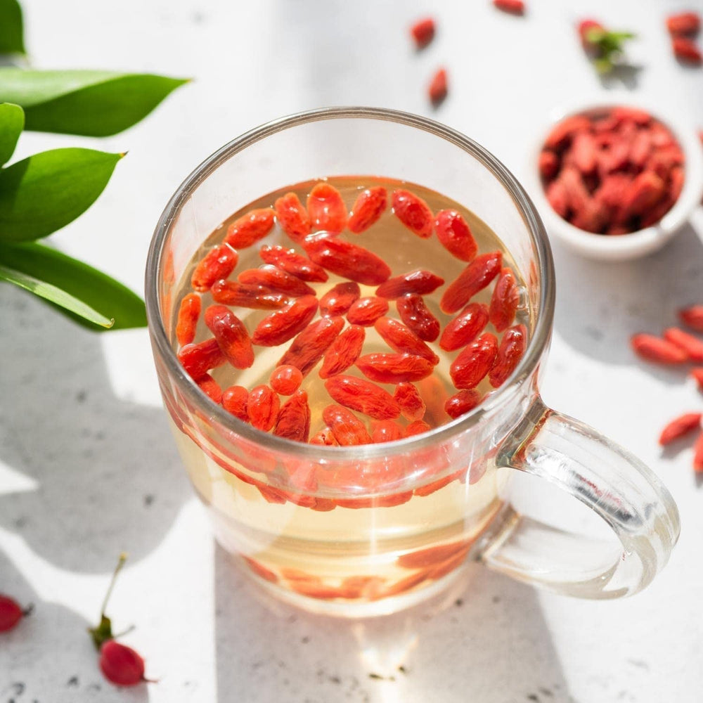 Carefood - Fructe Goji organice - Superfood 100% fructe uscate naturale - gustare organică fără zahăr adăugat și potrivită pentru vegani - aromă dulce cu o ușoară aciditate - 200 g Produse deshidratate Naty Shop