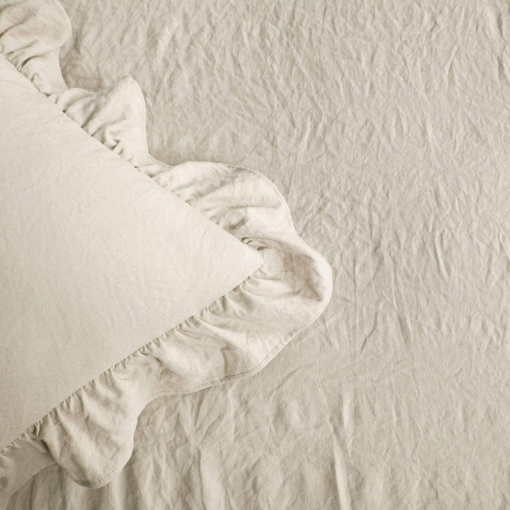 Lush Decor Rüschenrock-Bettwäsche-Set, 3-teilig, luxuriöses Bauernhaus-Bettwäsche-Set, elegante, bezaubernde Rüschendetails, zeitloser Stil und klassisches Design, weiche und leichte King-Size-Betten und Bettdecken mit Lush Decor