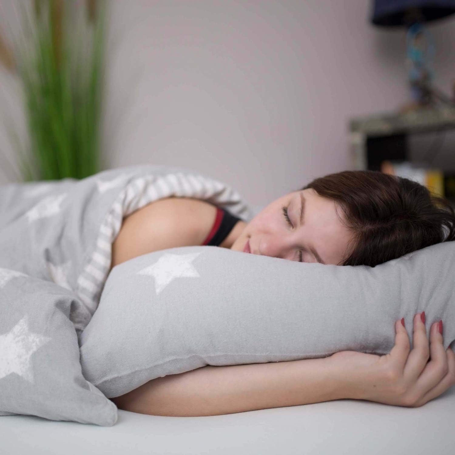 Pernă Genius, bumbac, eazzzy 40x80 cm - pernă ortopedică pentru somn odihnitor, fabricată din fibră de lapte cu aloe vera - potrivită pentru persoanele alergice, cu susținere, pernă de susținere a gâtului certificată Oeko-TEX, albă, A19202