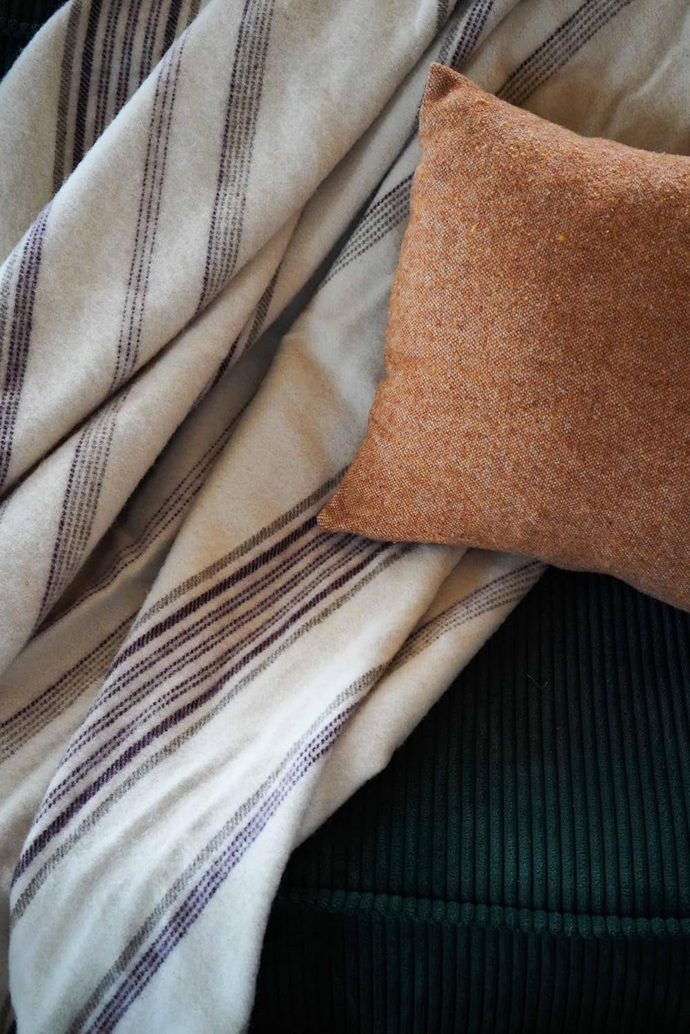 Toison D'Or Winkel, 220 x 240 cm, Weiß/Aubergine/Bizet Bettdecken und Steppdecken Naty Shop