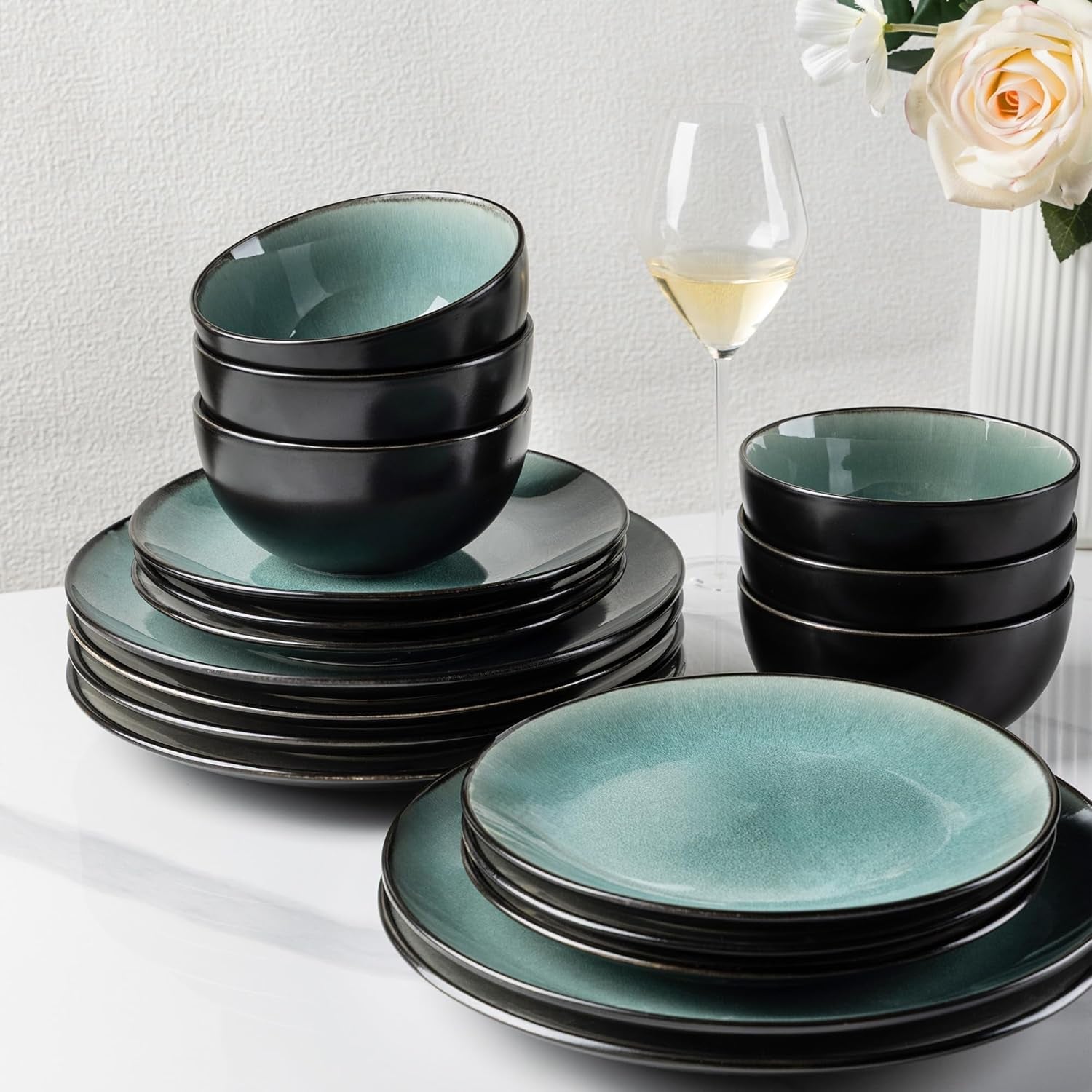 Set de veselă GBhome din gresie pentru 4 persoane, 12 piese, glazură reactivă, lucrat manual, potrivit pentru cuptorul cu microunde și mașina de spălat vase, set de bol și farfurie, culoare petrol, GDW025WB-EU