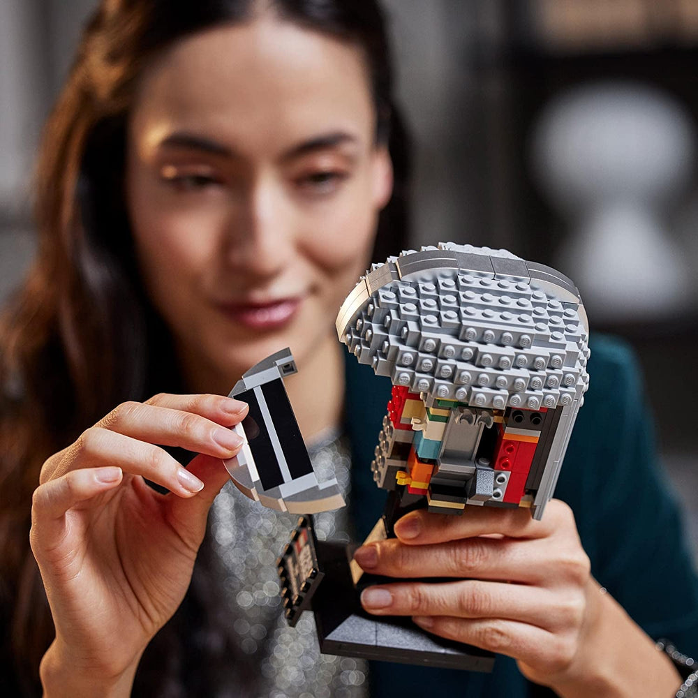 LEGO Star Wars Mandalorianer-Helmmodell, Raumdekorationskollektion und ein wunderbares Geschenk für Erwachsene, Bausatz, Männer, Frauen, Mutter, Vater, Sammlungsgeschenkidee 75328 Bausätze Besuchen Sie den LEGO-Store