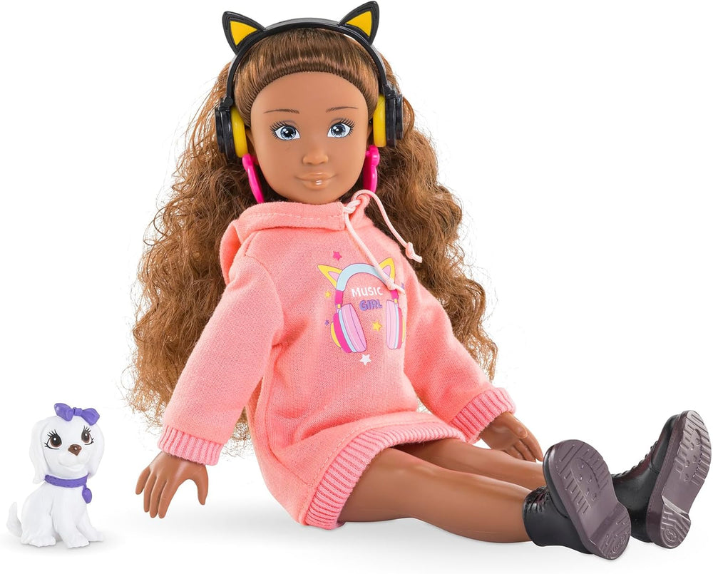 Corolle Girls Melody Music und Fashion Set, Knöchelpuppe im coolen Hoodiekleid mit Hund, trendige Kopfhörer, Ohrringe und extra Inlineskates, Vanilleduft, 28cm, ab 4 Jahre