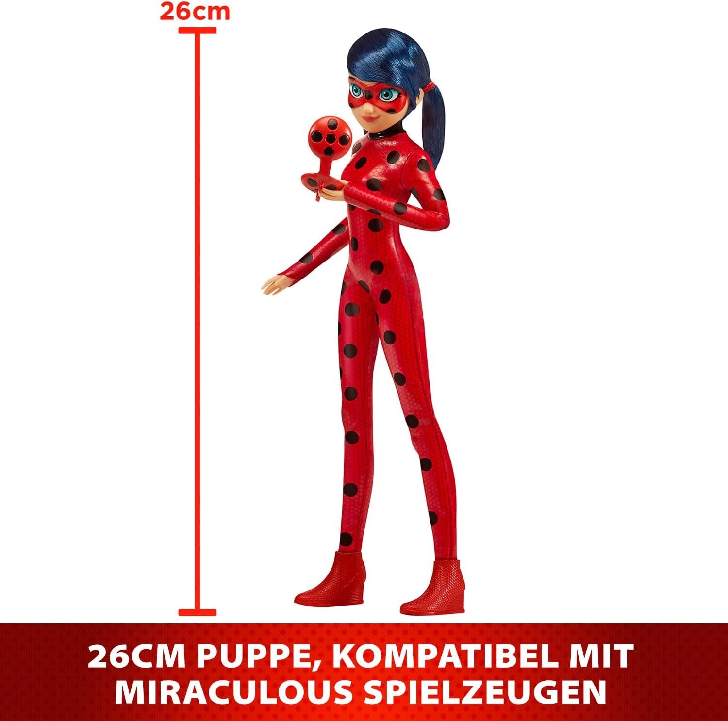 BANDAI - Figur - Miraculous Ladybug - Ankleidepuppe - 26 cm - Ladybug mit ihrem Yoyo im Telefonmodus - Neues Kostüm mit Vinyl-Effekt - P50028