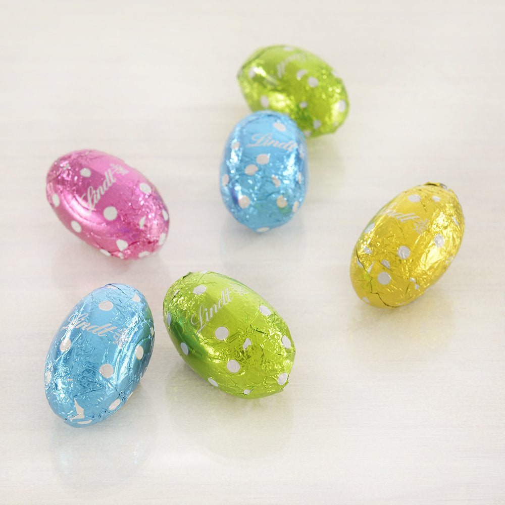 Kleine Osterfreunde mit Schokolade | 2 x 100 g und Schokoladendekor Mini-Eier mit Alpenmilch | 2 x 180 g Beutel | Eier aus hochwertiger Vollmilchschokolade, fröhlich und bunt verpackt, in vier Farben zu Ostern