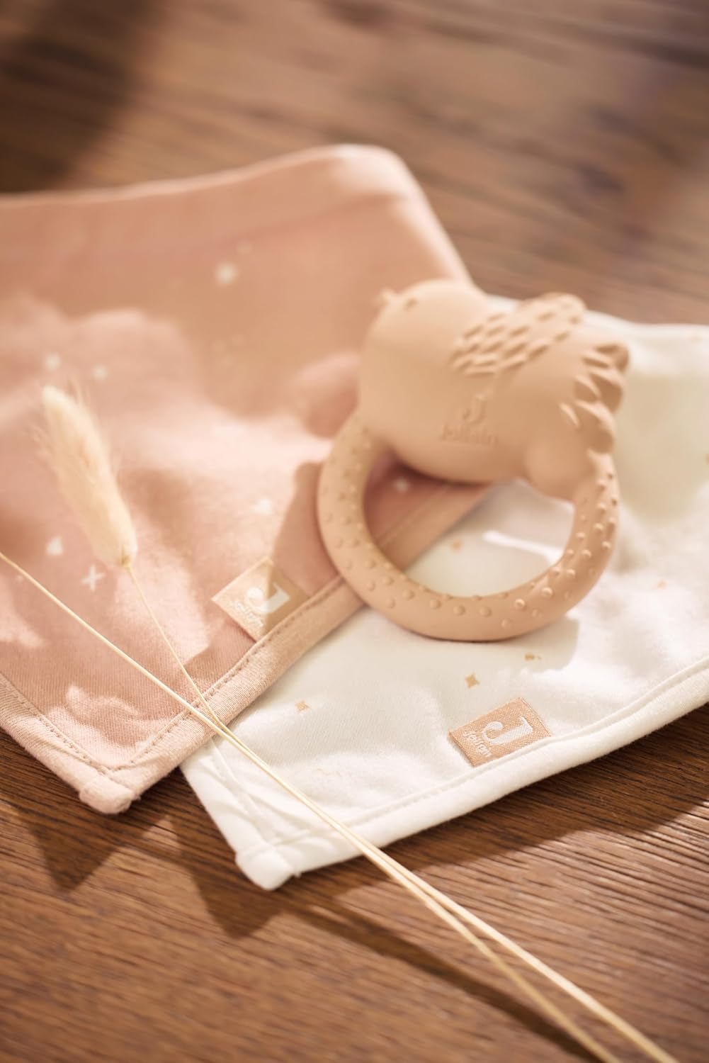 Inel de dentiție din cauciuc natural Jollein pentru bebeluși - Păsări frumoase - Inel de dentiție pentru bebeluși - Ajutor pentru dentiție - Fără substanțe nocive și BPA - Jucărie pentru bebeluși