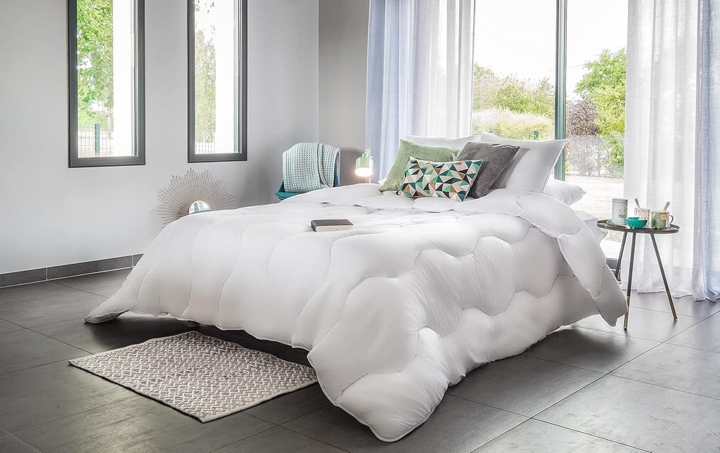 Blanrève - Plapuma Aerelle Blue - Foarte moale - pufoasă și confortabilă - Pat single - Eco Responsabil - Fibra de confort se simte bine, 140 X 200 Cm Plapumi si pilote Naty Shop