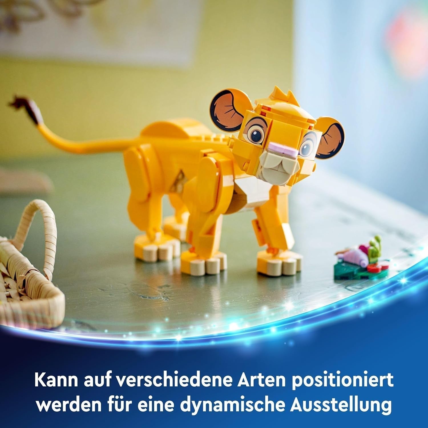 LEGO® Disney Simba, das Junge des König der Löwen, Bauspielzeug für Kinder, Fantasy-Spielset mit der Figur des Löwen, coole Geschenkidee für Mädchen und Jungen ab 6 Jahren, Kinderspielzeug 43243 Bausets Beuche den LEGO-Store