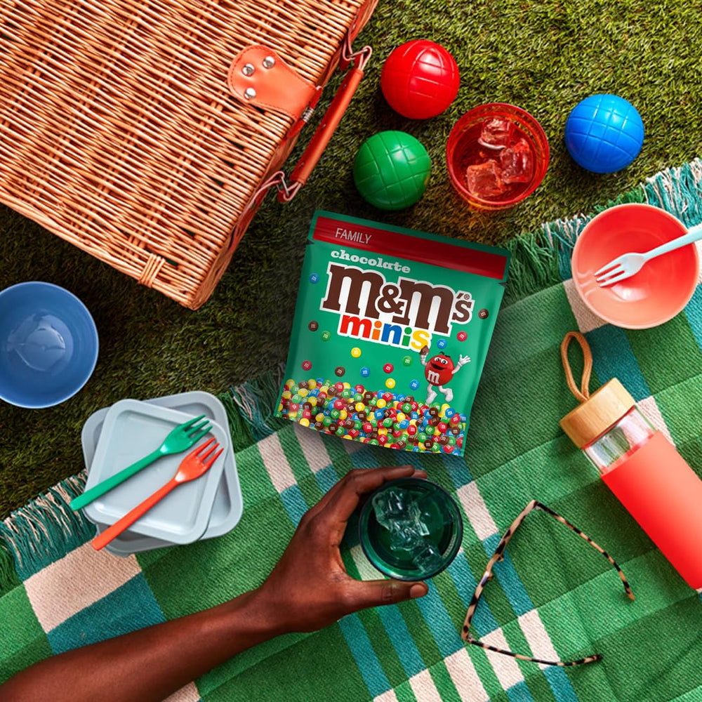 M&M's Chocolate Minis, Schokolade, 1 x 324 g, Schokoladenlinsen (324 g) (2er-Pack)