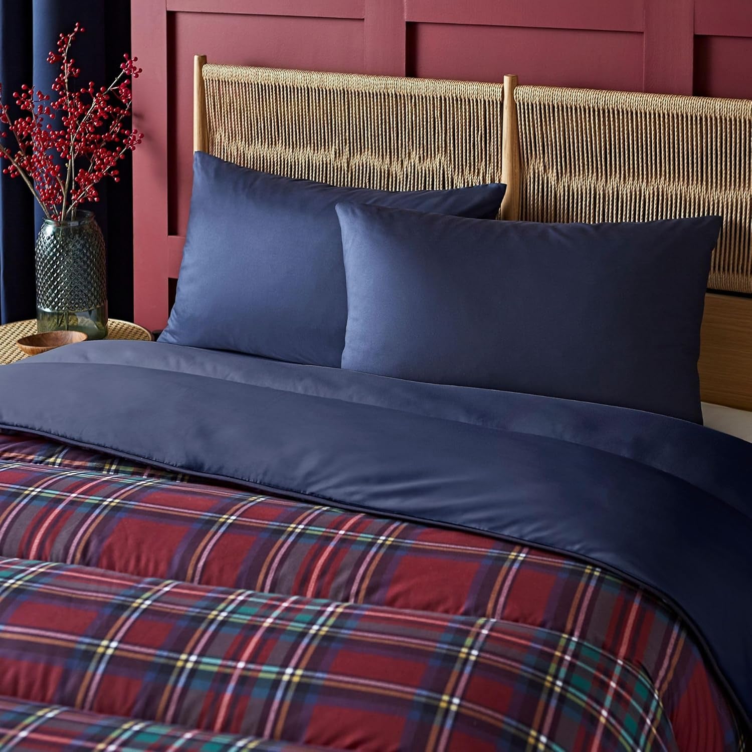Night Lark Bettdecken- und Kissenbezug-Set, 10,5 Tog, Einzelbett, klassisches rotes Schottenmuster, luxuriöse Bettwäsche, hypoallergen, maschinenwaschbare Bettdecken und Bettdecken Naty Shop
