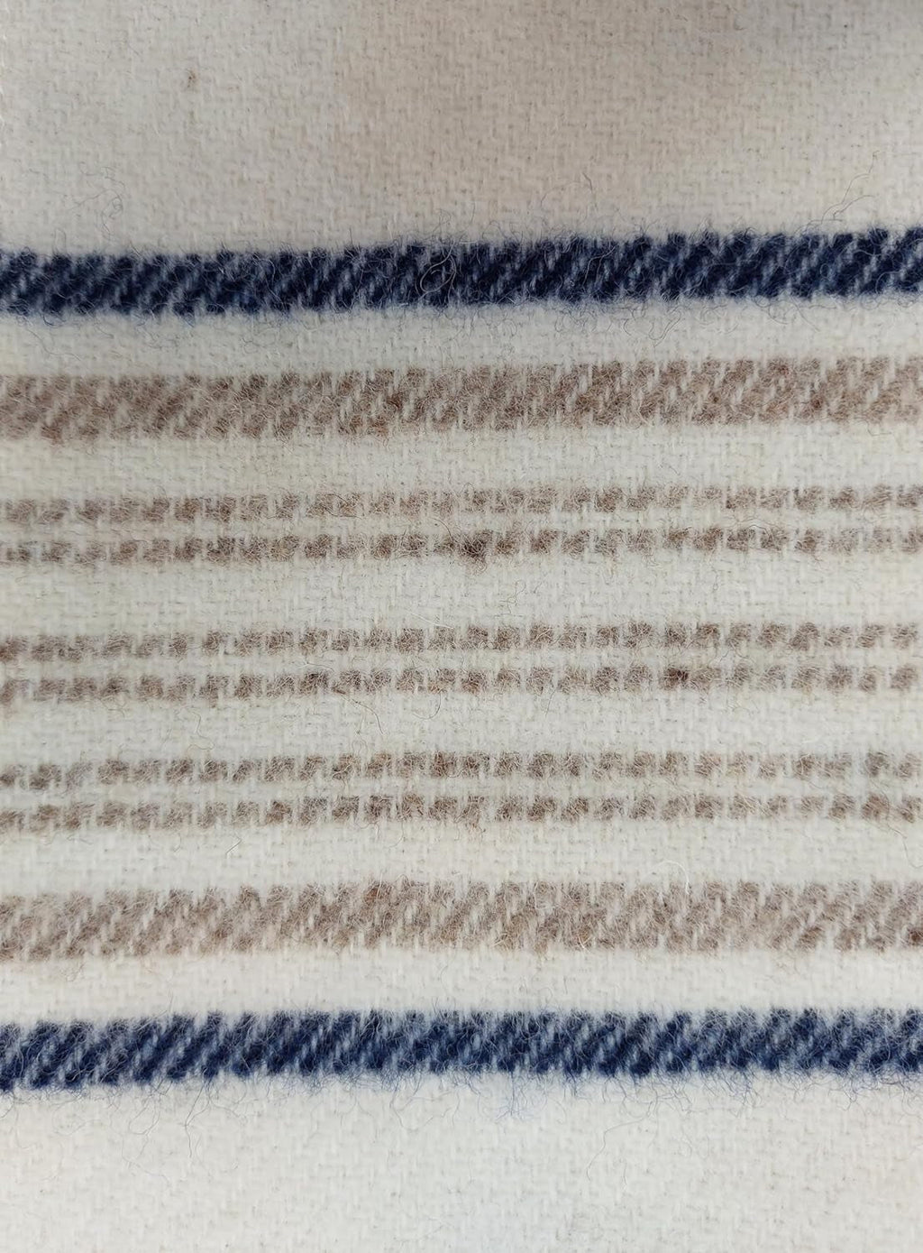 Toison D'Or Angle, 220 X 240 Cm, alb/albastru/bizet Plapumi si pilote Naty Shop