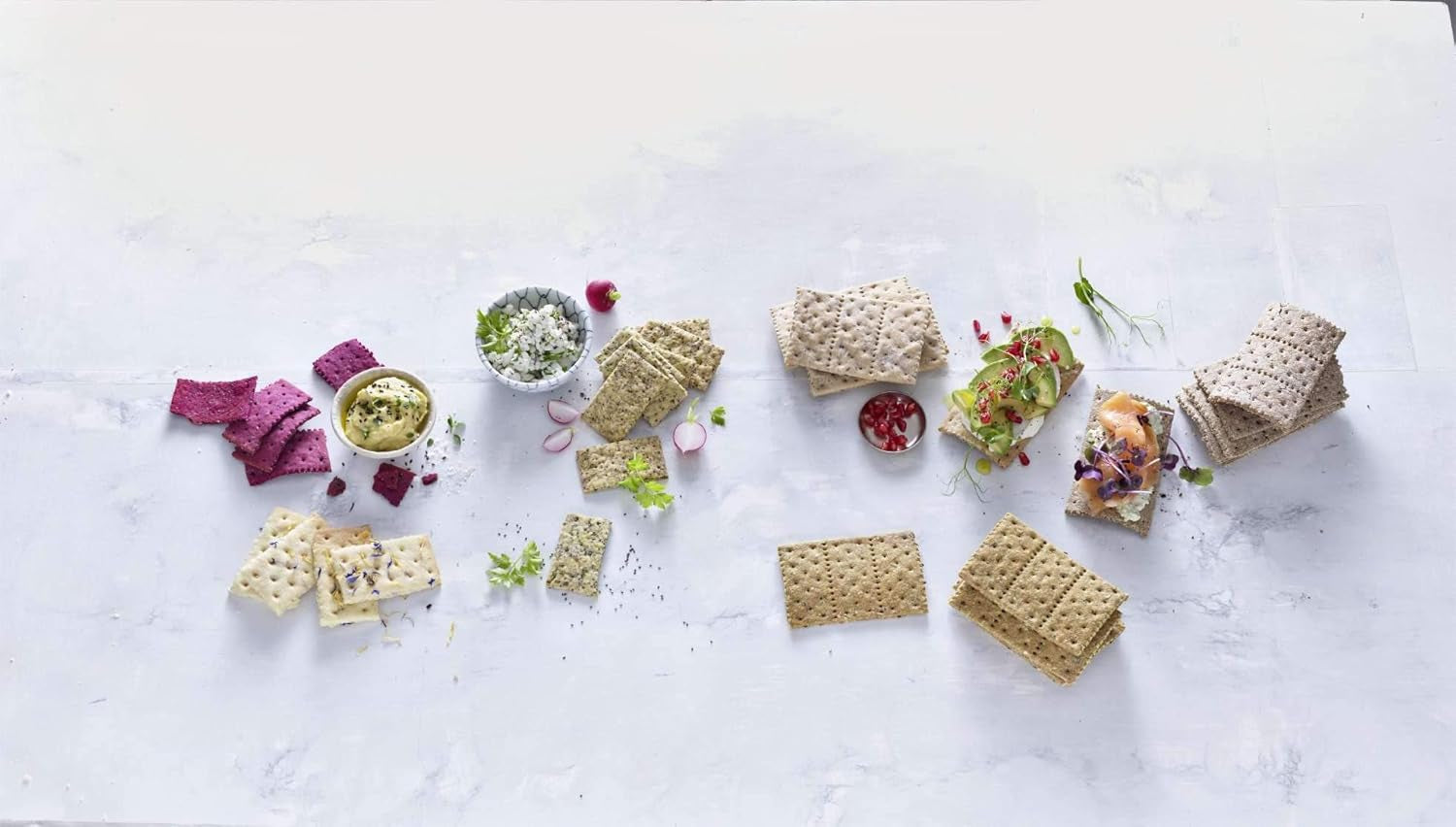 Betty Bossi Cracker Roller, das ideale Küchenhelfer für die Herstellung von Knäckebrot und Crackern für raffiniertes Fingerfood. Teigschneider mit tollen Rezeptideen.