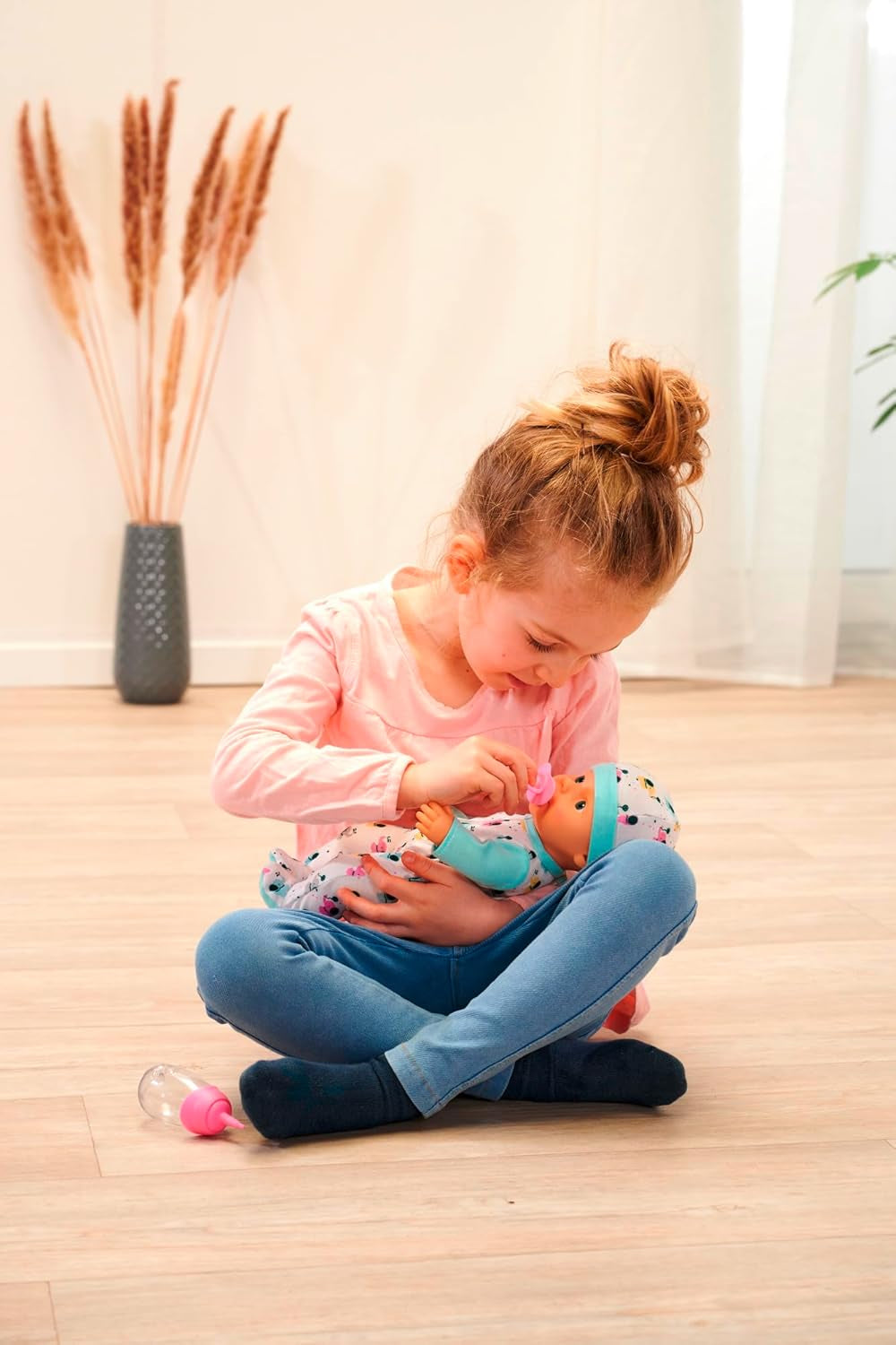 Păpușă nou-născută, elefantuleț, din vinil, cu funcție de băut și udare, biberon și suzetă, 30 cm, de la 2 ani