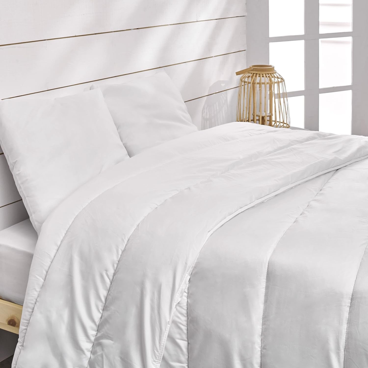 Bleu Calin Anti-Milben-Bettdecke 140 x 200 cm, für Einzelbett, weicher Mikrofaserbezug, hygienisch behandelt. Bettdecken und Steppdecken Naty Shop