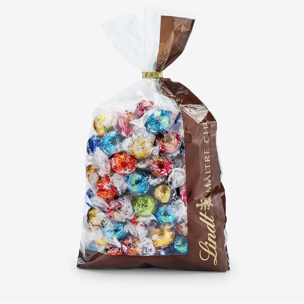 Lindt-Schokolade | LINDOR-Sortiment | 1371g | 110 Trüffel in feiner Schokolade mit zartschmelzender Füllung | Schenken Sie Schokolade zum Teilen