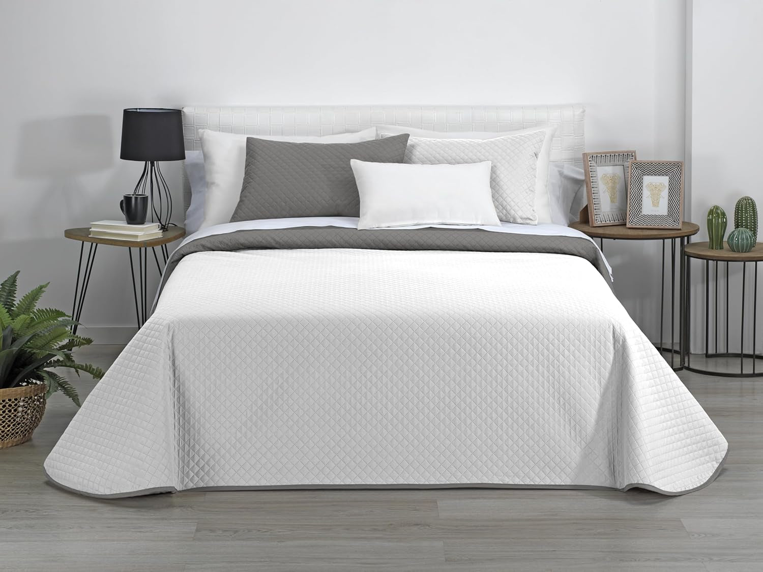 Estoralis | AVA | Wende-Boutique-Steppdecke | Für alle Jahreszeiten | Farbe - Weiß/Taupe | Für Bett 180 cm. (270 x 270 cm. Ancho X Alto) | Steppdecke Steppdecken und Steppdecken Naty Shop