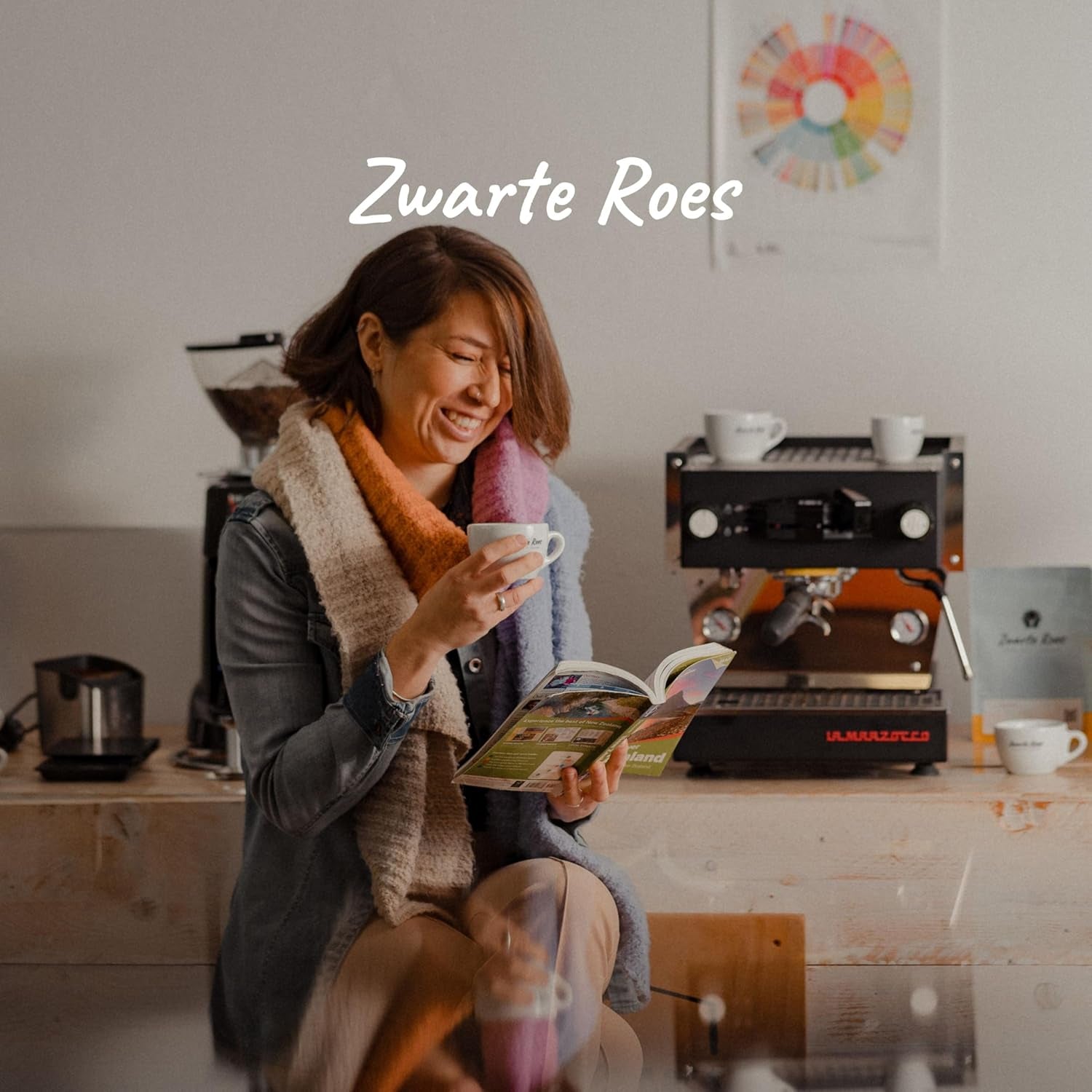 – Spezialitätenkaffee (ganze Bohnen) 250 g & 1 kg – 100% Arabica, mittlere Röstung – Aromen von roten Beeren, Karamell und Steinobst – Für Espresso, Cappuccino und Filterkaffee