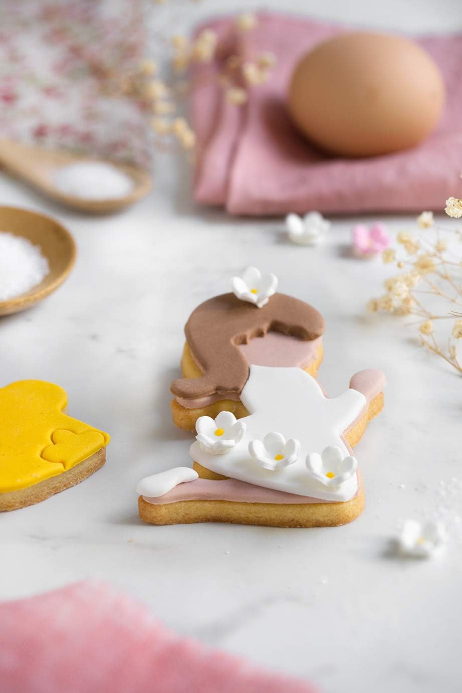 0803038 Formă de biscuiți Împărtășanie Fetiță 8,5 x 6 x 2 Î cm