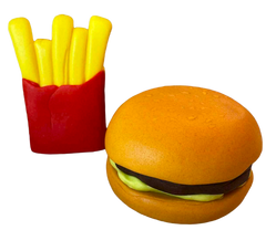 Essbare Tortendekorationen Hamburger und Pommes kaufen – 2er-Set aus Zuckerpaste (~6 cm)