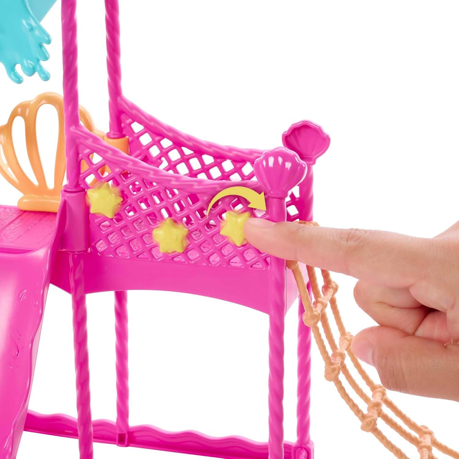 Barbie Skipper Erste Jobs Puppe und Accessoires - Erste Arbeitswelterfahrung im Wasserpark mit echter Wasserrutsche, Zubehörteile, für Kinder ab 3 Jahren, HKD80