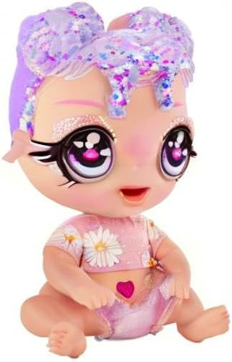 MGA Glitter Babyz – LILA WILDBLOOM – Babypuppe mit 3 magischen Farbwechseln durch eiskaltes Wasser – mit lila Glitzerhaaren, Wildblumen-Outfit, Windel, Flasche und Schnuller – für Kinder ab 3 Jahren