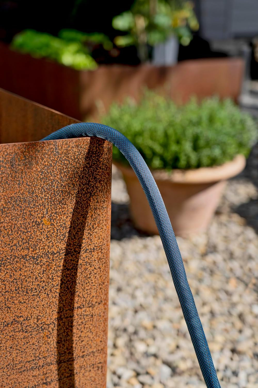 Set Gardena Liano Xtreme 1/2 inch, 25 m: Furtun de grădină extrem de robust din material textil, cu furtun interior din PVC, ușor, rezistent la intemperii (18475-20)