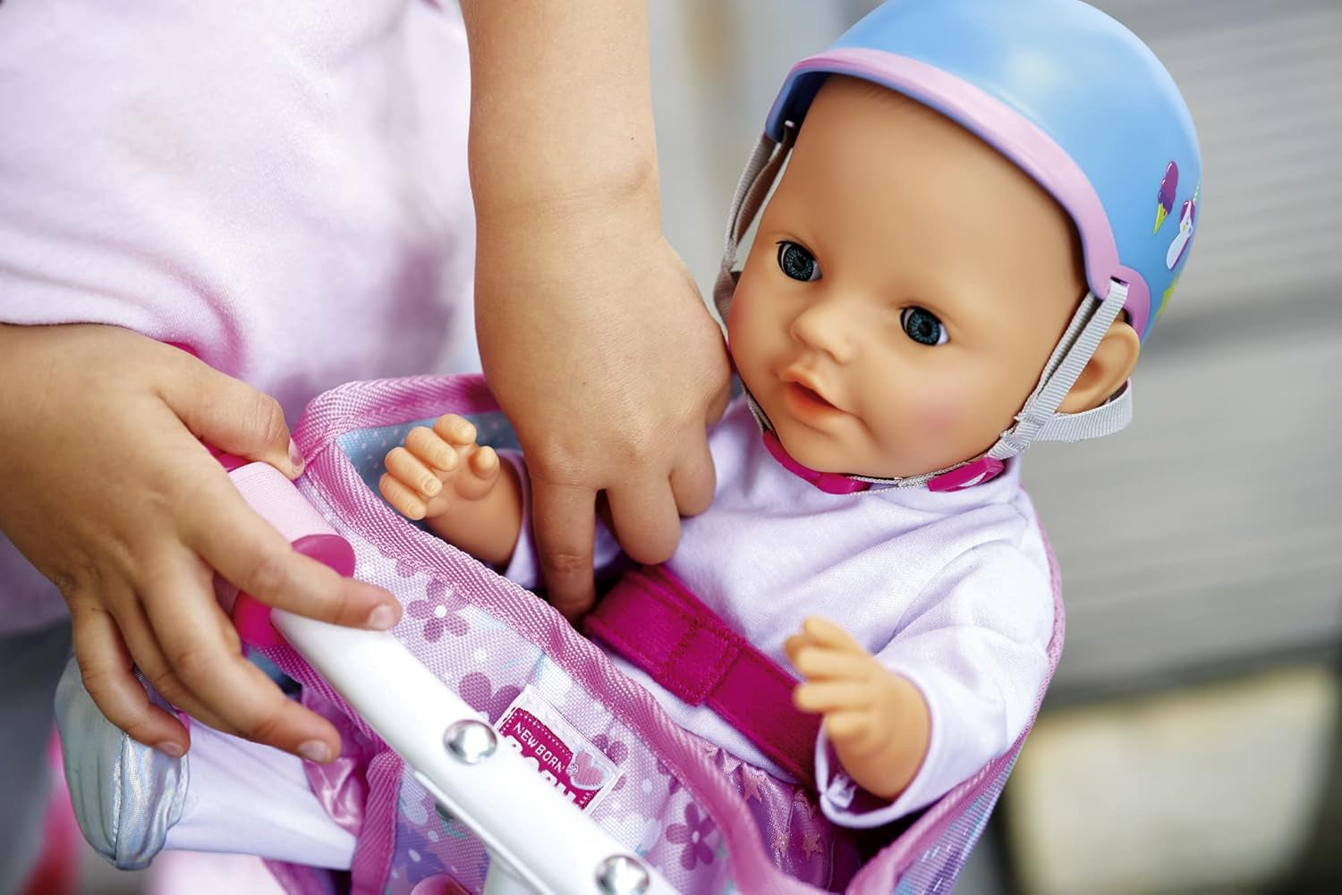 Simba 105560018 - Scaun de bicicletă pentru nou-născuți cu centură, accesoriu pentru păpușă, scaun din material textil, centură de siguranță, ghidon cu velcro, pentru păpuși de 30-43 cm, vârste 3+